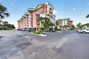 18400 Gulf Blvd, Indian Shores, FL 33785 - Photo 2