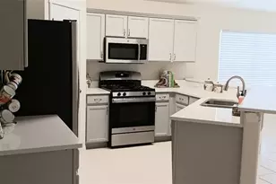 6940 Exeter Park Pl, Apollo Beach, FL 33572 - Photo 16
