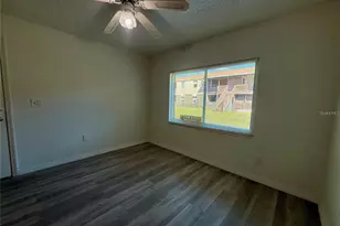 9013 Westchester Cir, Tampa, FL 33604 - Photo 8
