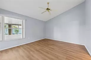 2366 Bentley Dr, Palm Harbor, FL 34684 - Photo 24