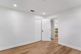 2929 Emerson Ave S, Saint Petersburg, FL 33712 - Photo 24