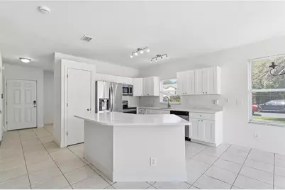 16867 Le Clare Shores Drive, Tampa, FL 33624 - Photo 12