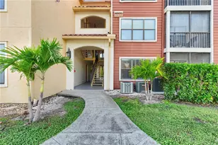 11901 4th Street N, Saint Petersburg, FL 33716 - Photo 1