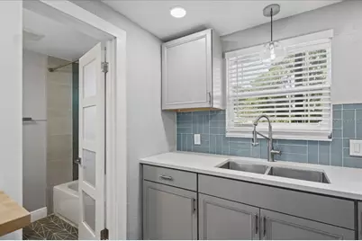 257 14th Street NW, Largo, FL 33770 - Photo 18