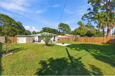 1548 Canterbury Road N, Saint Petersburg, FL 33710 - Photo 28