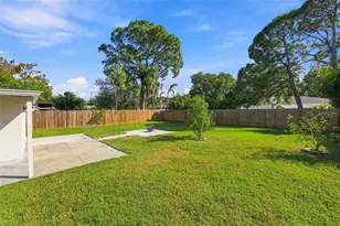 1548 Canterbury Rd N, Saint Petersburg, FL 33710 - Photo 26