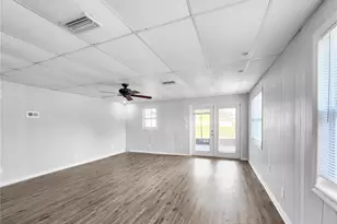 1354 Tuscola St, Clearwater, FL 33756 - Photo 6