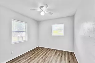 1354 Tuscola St, Clearwater, FL 33756 - Photo 10