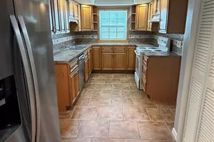 5248 School Rd, New Port Richey, FL 34653 - Photo 4