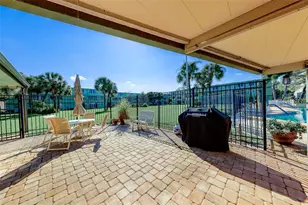 4885 1st St NE, Saint Petersburg, FL 33703 - Photo 28