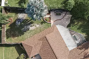112 Peacock Cir, Safety Harbor, FL 34695 - Photo 10