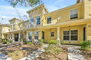 209 Drawbridge Ln, Valrico, FL 33594 - Photo 1