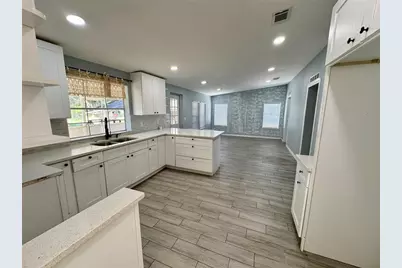 12009 Glenhill Drive, Riverview, FL 33569 - Photo 8