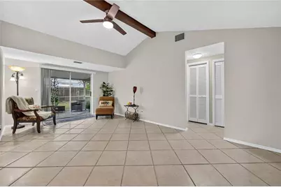 10110 Moores Mill Court, Tampa, FL 33615 - Photo 8
