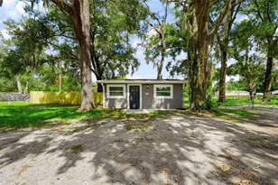 10336 Main St, Thonotosassa, FL 33592 - Photo 1