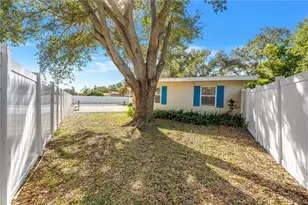 10804 Seminole Dr N, Saint Petersburg, FL 33708 - Photo 48
