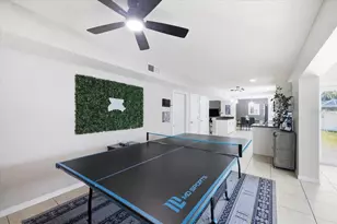 4710 Travertine Dr, Tampa, FL 33615 - Photo 10