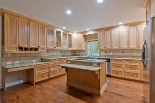 109 Old Oak Ln, Palm Harbor, FL 34683 - Photo 54