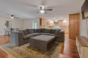 109 Old Oak Ln, Palm Harbor, FL 34683 - Photo 52