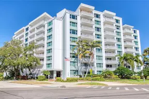 700 Beach Dr NE, Saint Petersburg, FL 33701 - Photo 2