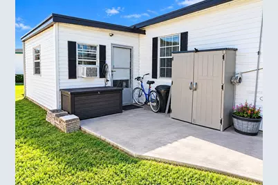 5306 Astrid Drive, Zephyrhills, FL 33541 - Photo 4