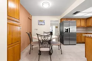 8731 140th Way, Seminole, FL 33776 - Photo 12