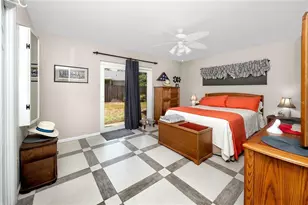 10504 Lacera Dr, Tampa, FL 33618 - Photo 14