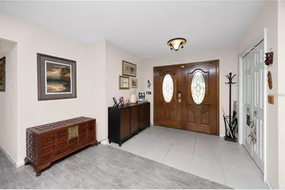 10504 Lacera Drive, Tampa, FL 33618 - Photo 4