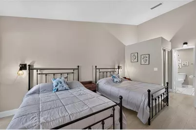 16216 Rambling Vine Drive W, Tampa, FL 33624 - Photo 18