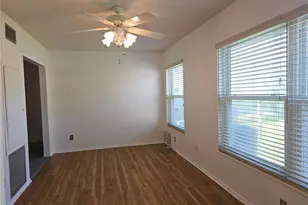 2386 Sumatran Way, Clearwater, FL 33763 - Photo 12