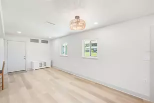 362 Gatewood Dr, Largo, FL 33770 - Photo 4