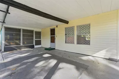 6147 Ridgewood Drive, Zephyrhills, FL 33542 - Photo 16