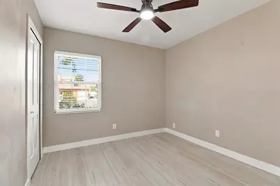 6409 Rosewood Drive, Tampa, FL 33615 - Photo 20