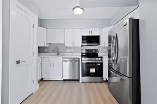 10365 Paradise Blvd, Treasure Island, FL 33706 - Photo 6