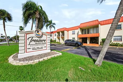 10365 Paradise Boulevard #5, Treasure Island, FL 33706 - Photo 16