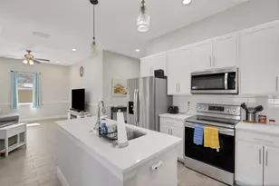 1615 Wilmar Ave, Tarpon Springs, FL 34689 - Photo 14