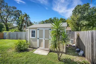 1615 Wilmar Ave, Tarpon Springs, FL 34689 - Photo 10
