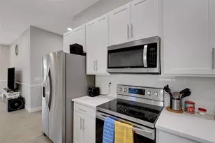 1615 Wilmar Ave, Tarpon Springs, FL 34689 - Photo 12