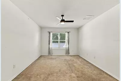 1702 Johnson Pointe Drive, Plant City, FL 33566 - Photo 32