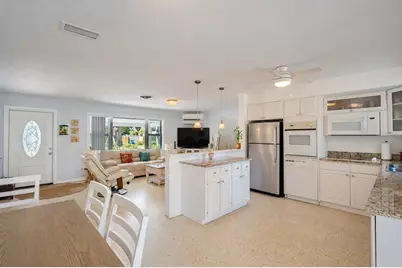 3219 46th Street N, Saint Petersburg, FL 33713 - Photo 12