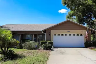 12935 Pebble Beach Cir, Hudson, FL 34667 - Photo 2