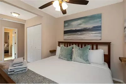 2326 44th Street S, Saint Petersburg, FL 33711 - Photo 16