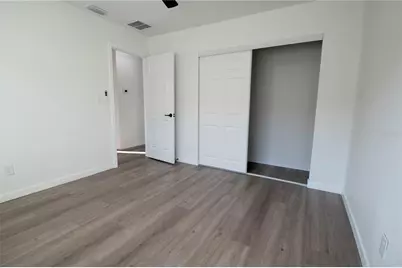5751 Dunfries Street N, Saint Petersburg, FL 33709 - Photo 22
