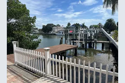 307 La Hacienda Drive, Indian Rocks Beach, FL 33785 - Photo 32