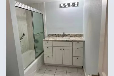 307 La Hacienda Drive, Indian Rocks Beach, FL 33785 - Photo 8