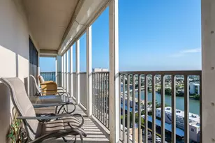 7300 Sun Island Dr S, South Pasadena, FL 33707 - Photo 24