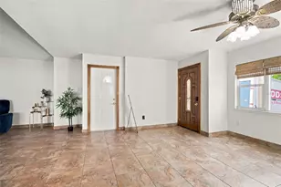 3445 35th St N, Saint Petersburg, FL 33713 - Photo 14