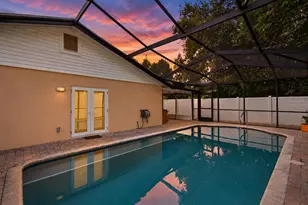 3445 35th St N, Saint Petersburg, FL 33713 - Photo 2