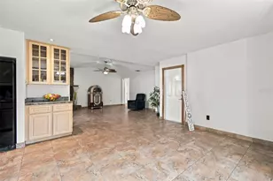3445 35th St N, Saint Petersburg, FL 33713 - Photo 16