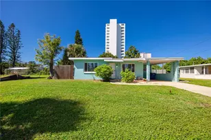925 67th St S, Saint Petersburg, FL 33707 - Photo 36